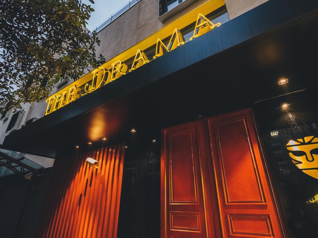 The Drama Hotell Shanghai Exteriör bild