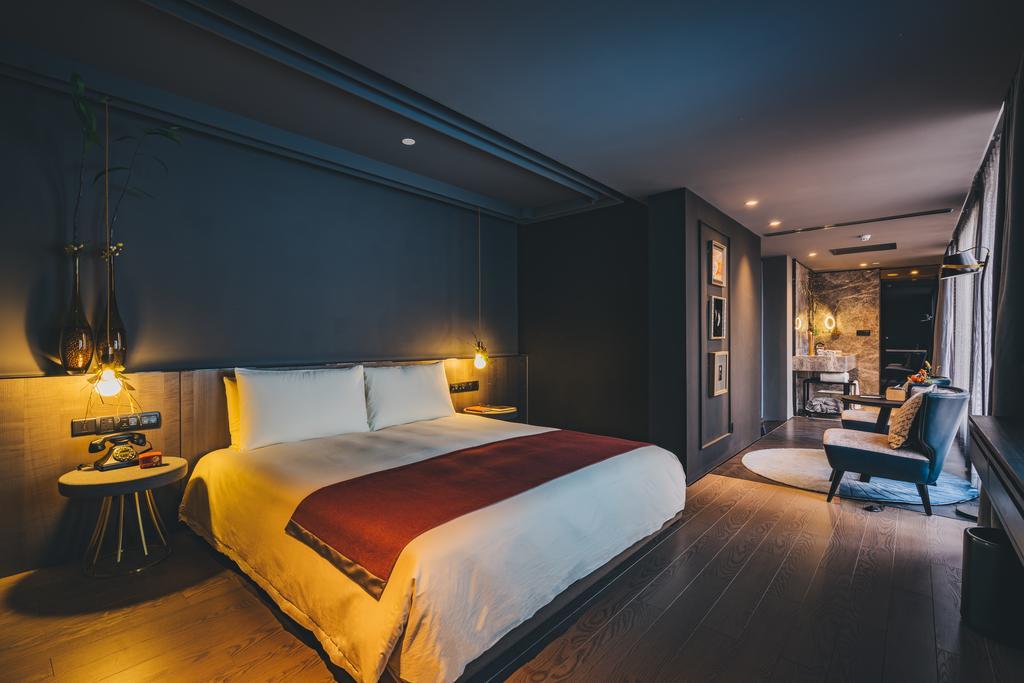 The Drama Hotell Shanghai Exteriör bild